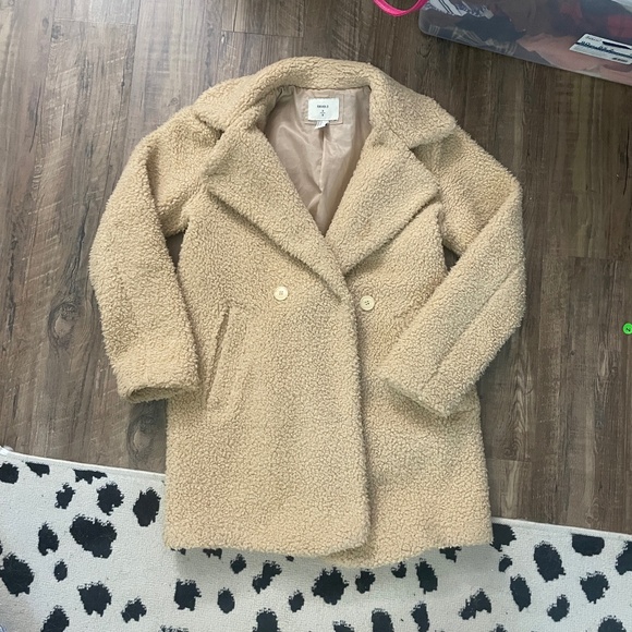 Forever 21 Tan Teddy Coat - Picture 1 of 5